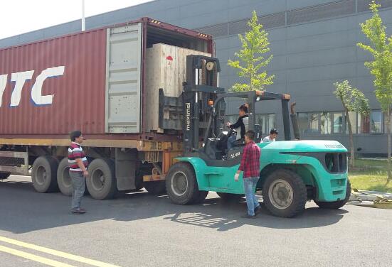 青山区厂区内短距离倒运钢卷，3吨叉车租赁一天能搬多少